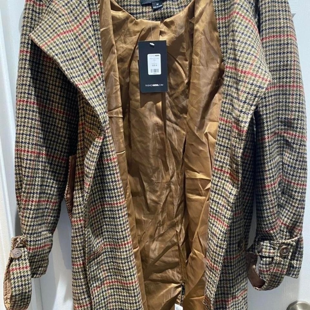 Fashion Nova Warm Up To Me Plaid‎ Coat Size M